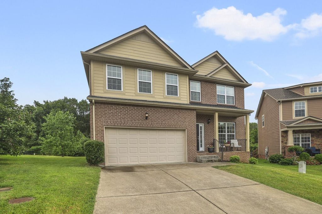 339 Midtown Trl, Mount Juliet, TN 37122
