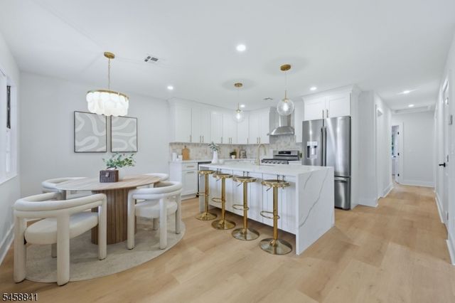2209 Wood Ave, Roselle Boro, NJ 07203