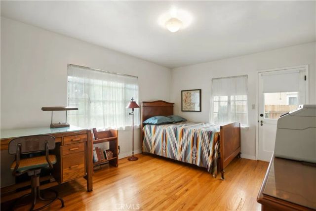 2640 F, La Verne, CA 91750