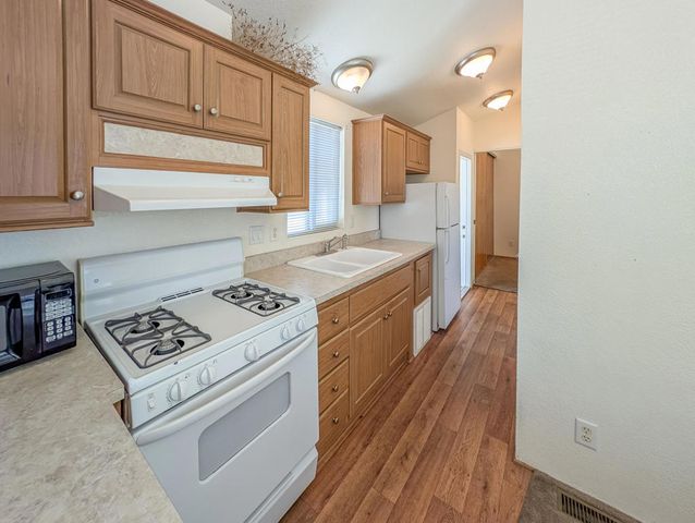 70200 Dillon Road 169, Desert Hot Springs, CA 92241