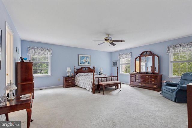21 KERRY LN, Malvern, PA 19355