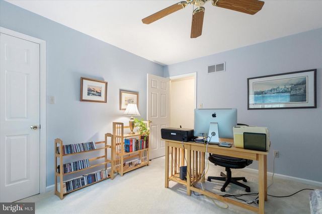 21 KERRY LN, Malvern, PA 19355