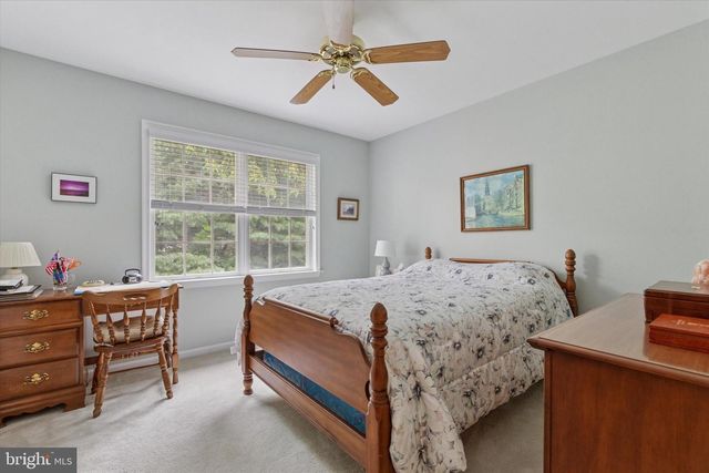 21 KERRY LN, Malvern, PA 19355
