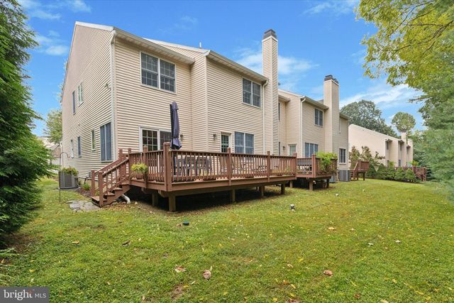 21 KERRY LN, Malvern, PA 19355