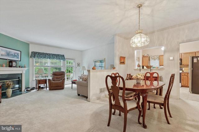 21 KERRY LN, Malvern, PA 19355
