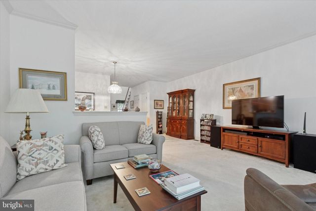 21 KERRY LN, Malvern, PA 19355