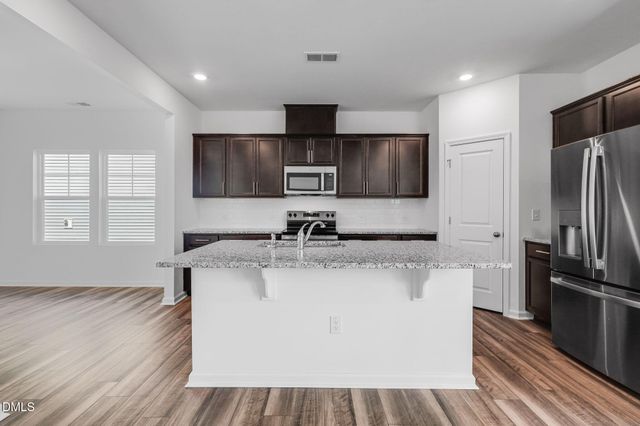 5818 Mill Stone Way W, Sims, NC 27880