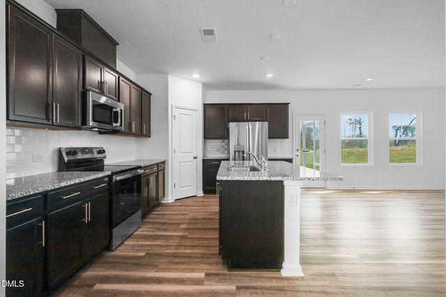 5818 Mill Stone Way W, Sims, NC 27880