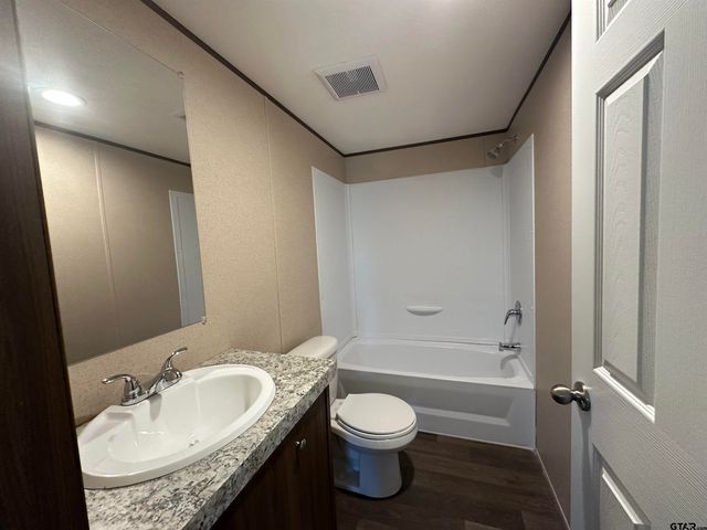 10562 FM 2138, Jacksonville, TX 75766