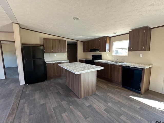 10562 FM 2138, Jacksonville, TX 75766