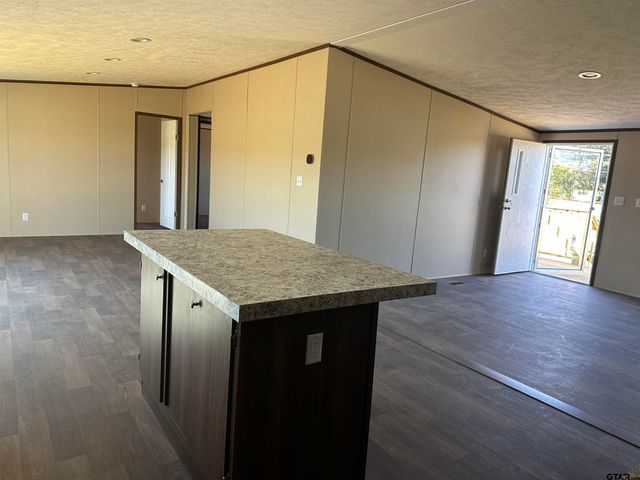 10562 FM 2138, Jacksonville, TX 75766