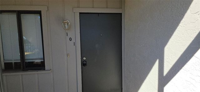 22523 WESTCHESTER BOULEVARD 101B, Punta Gorda, FL 33980