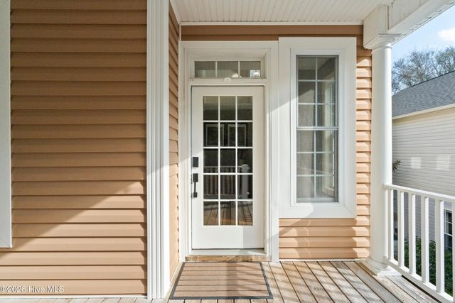 118 SW 2nd Street, Oak Island, NC 28465