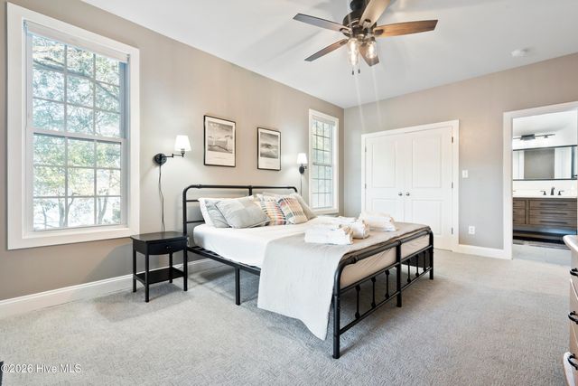 118 SW 2nd Street, Oak Island, NC 28465