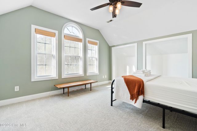 118 SW 2nd Street, Oak Island, NC 28465