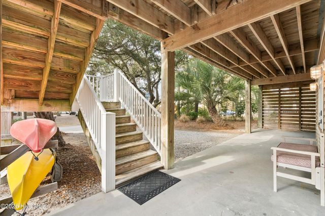 118 SW 2nd Street, Oak Island, NC 28465