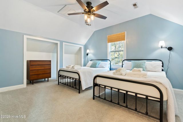 118 SW 2nd Street, Oak Island, NC 28465