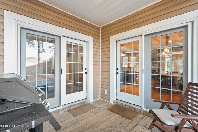 118 SW 2nd Street, Oak Island, NC 28465