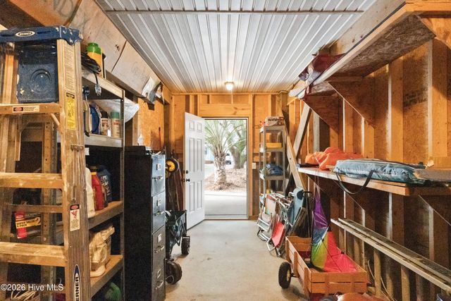 118 SW 2nd Street, Oak Island, NC 28465