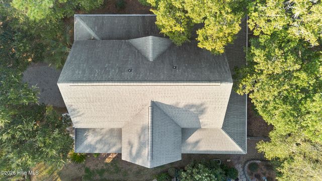 118 SW 2nd Street, Oak Island, NC 28465