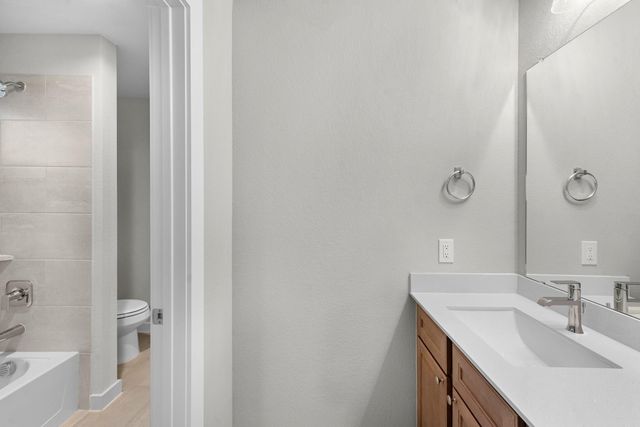 4522 Breezewood Drive, Rosenberg, TX 77471