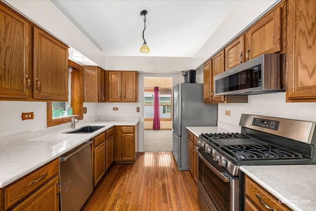 313 Bayberry Drive, Algonquin, IL 60102