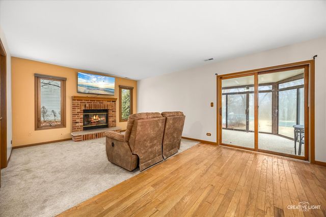 313 Bayberry Drive, Algonquin, IL 60102