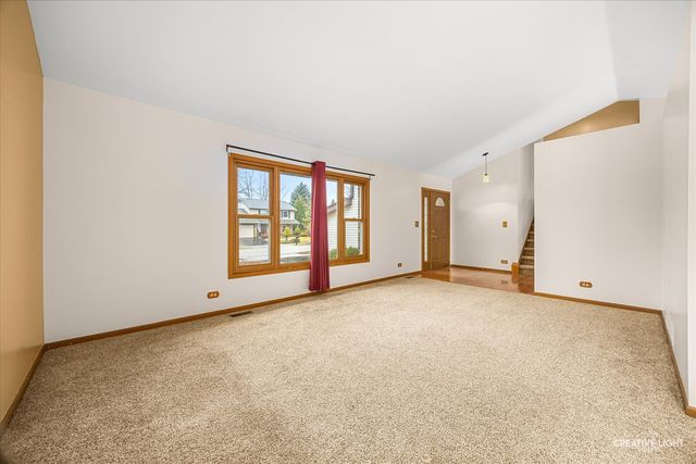 313 Bayberry Drive, Algonquin, IL 60102