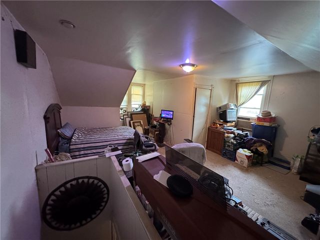 3711 Wapello St, Brighton Heights, PA 15212