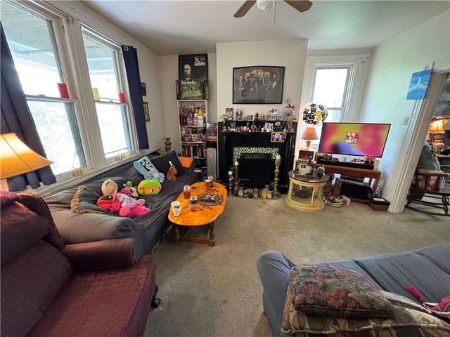 3711 Wapello St, Brighton Heights, PA 15212