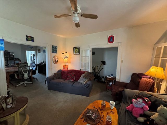 3711 Wapello St, Brighton Heights, PA 15212