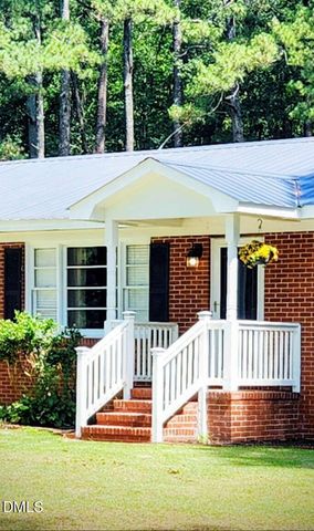 121 Old Moore Road, Selma, NC 27576