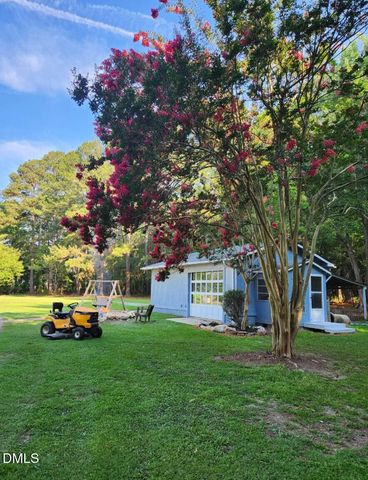 121 Old Moore Road, Selma, NC 27576