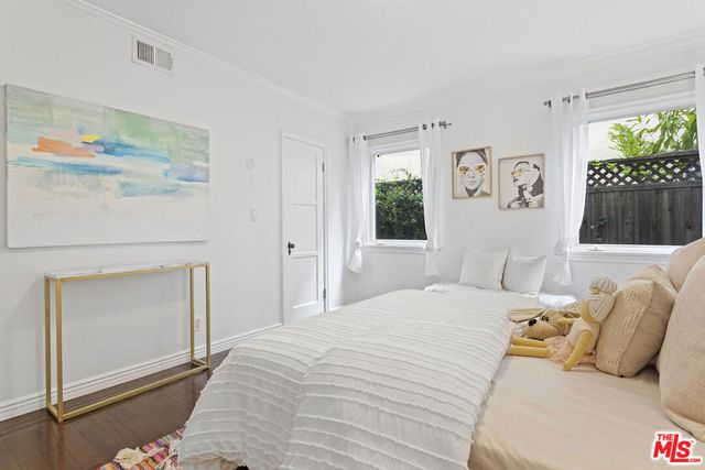 8585 Airdrome Street, Los Angeles, CA 90035