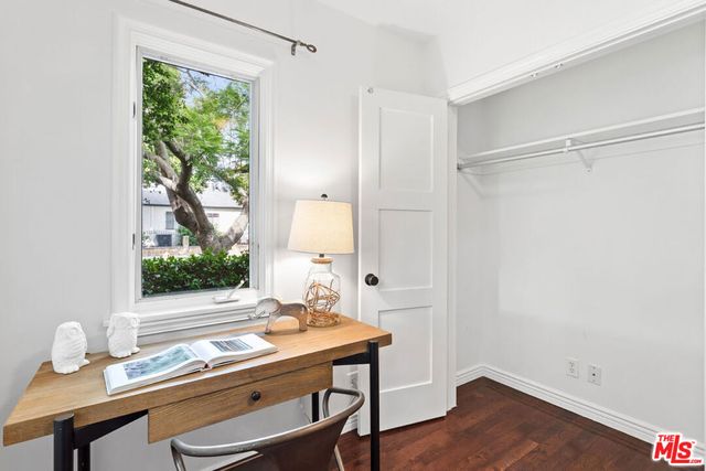 8585 Airdrome Street, Los Angeles, CA 90035