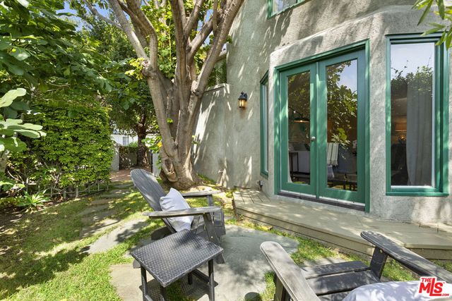 8585 Airdrome Street, Los Angeles, CA 90035