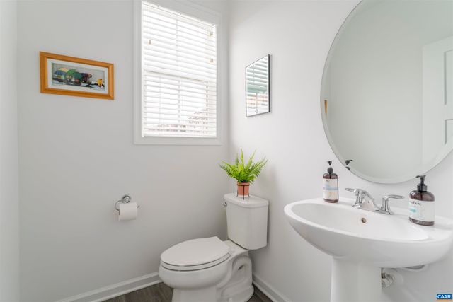 4174 DAUPHIN DR, Charlottesville, VA 22902