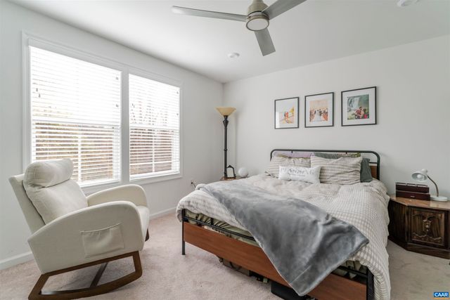 4174 DAUPHIN DR, Charlottesville, VA 22902