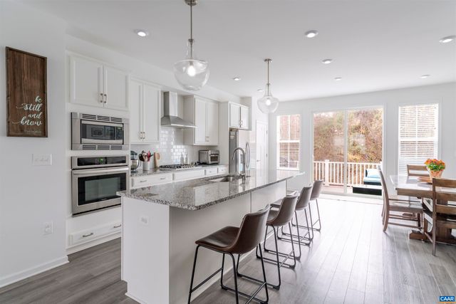 4174 DAUPHIN DR, Charlottesville, VA 22902