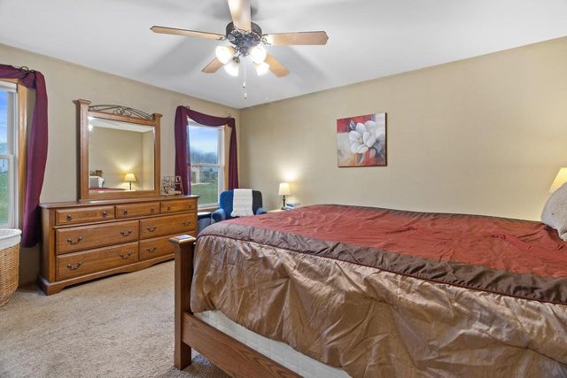 N7996 Woody LANE, Ixonia, WI 53036