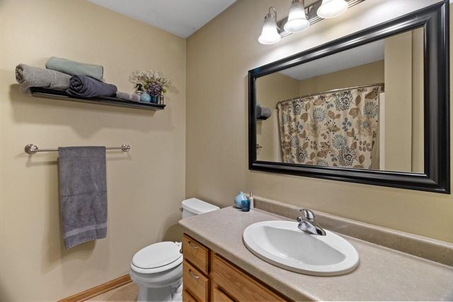 N7996 Woody LANE, Ixonia, WI 53036