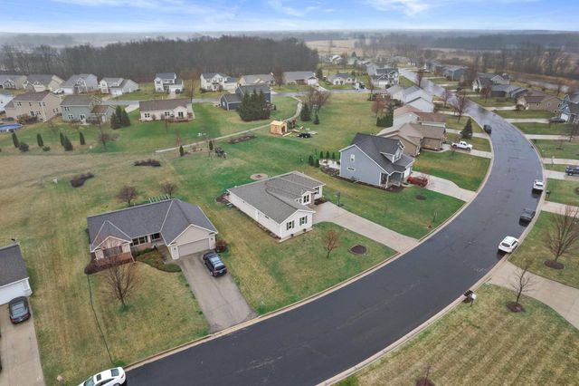 N7996 Woody LANE, Ixonia, WI 53036