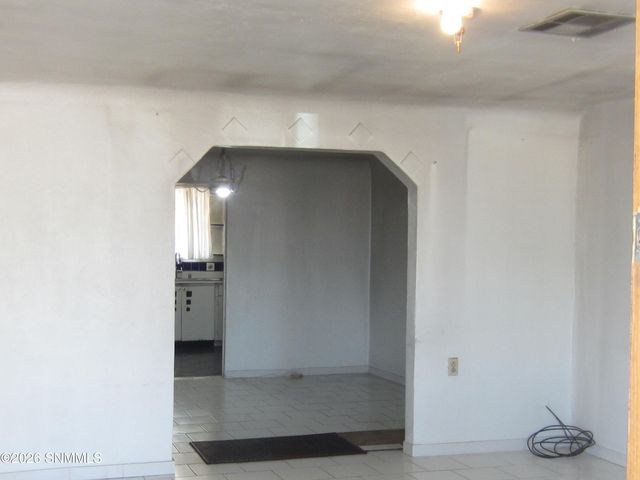1070 N Tornillo Street, Las Cruces, NM 88001