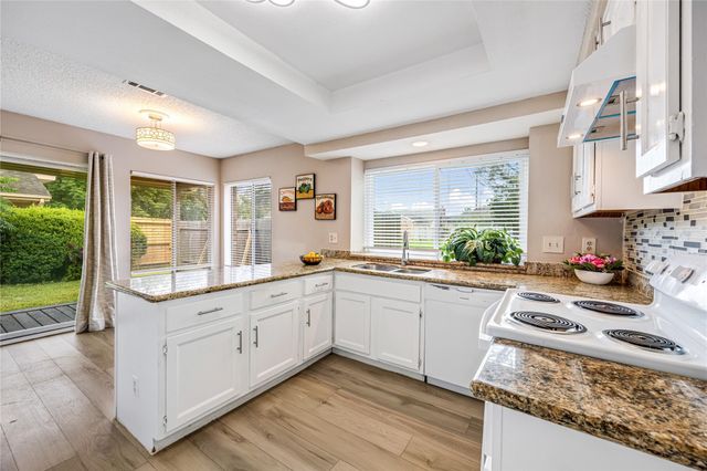 2602 Planters Row, Sugar Land, TX 77478