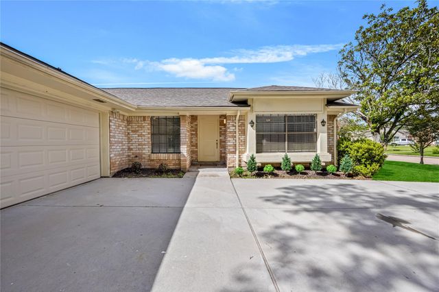 2602 Planters Row, Sugar Land, TX 77478