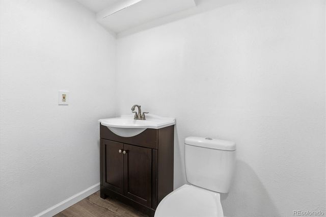 2701 E Nichols Circle, Centennial, CO 80122