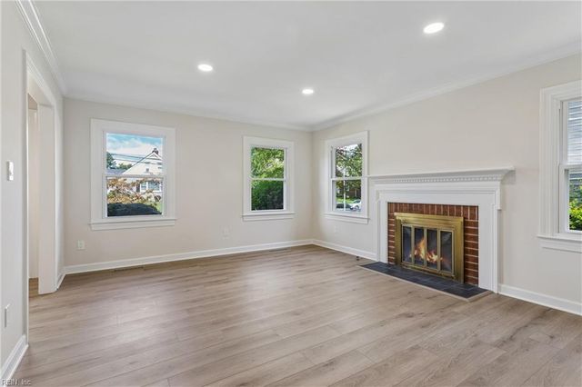 4012 Buchanan DR, Hampton, VA 23669
