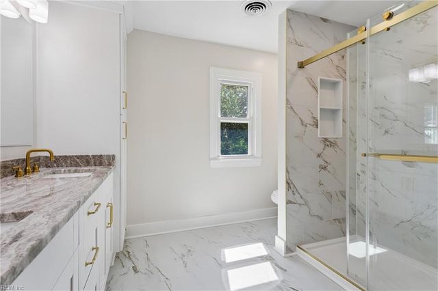 4012 Buchanan DR, Hampton, VA 23669