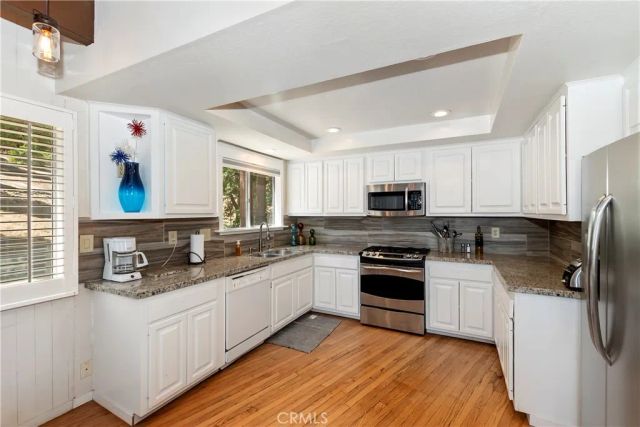 544 Old Toll Road, Lake Arrowhead, CA 92352