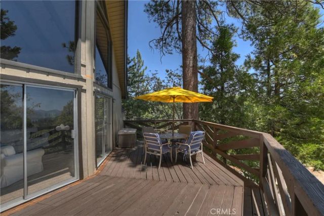 544 Old Toll Road, Lake Arrowhead, CA 92352